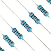 10kpl 100 ohmin resistori - 1% toleranssi