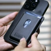 magsafe wallet find my built-in find my location wallet tracker tag for iPhone 12/13/14/15/16/17 with wireless rechargeable 2