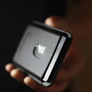 magsafe wallet find my built-in find my location wallet tracker tag for iPhone 12/13/14/15/16/17 with wireless rechargeable 5